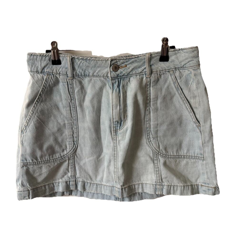 American Eagle Womens 10 Denim Jean Mini Skirt Pockets Distressed Light Blue